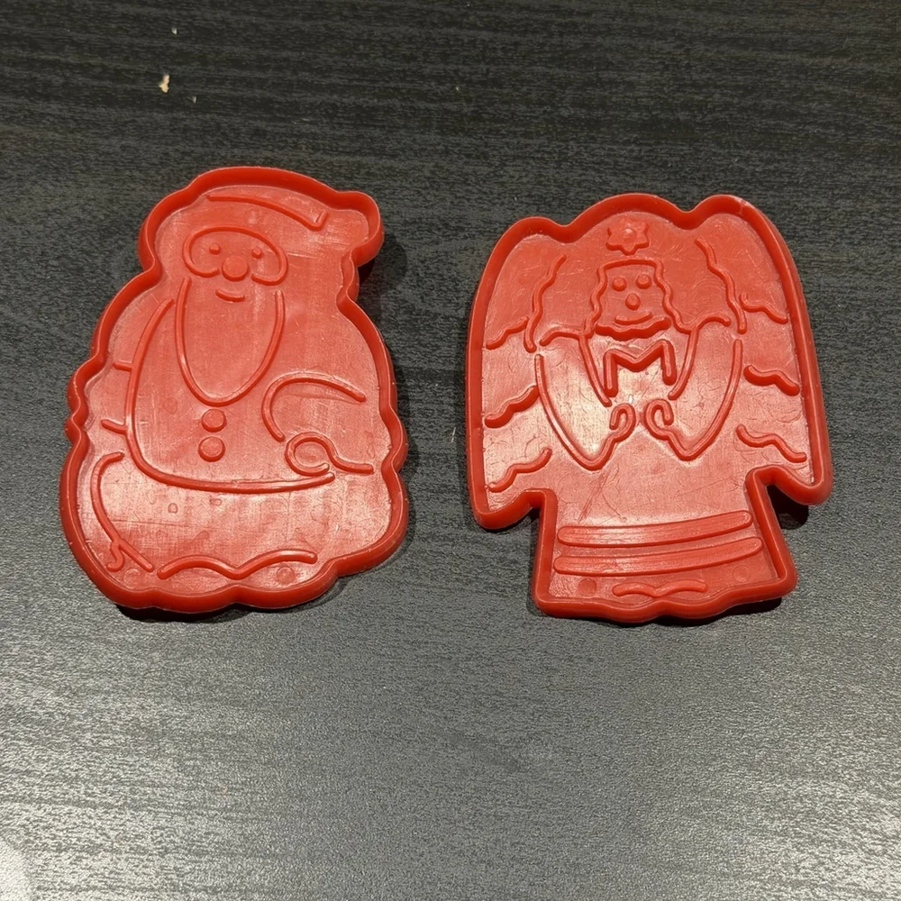 5pc Cookie Cutters Vtg CHRISTMAS Holiday Red Plastic Santa Angel Tree Star Bell‎